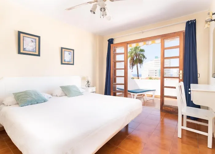 Vacation Apartment Rentals in Playa de las Americas (Tenerife)