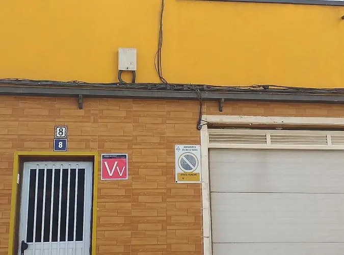 Pet friendly 8 Calle Tangara La Gloria Santa Cruz de Tenerife
