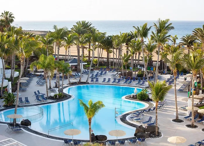 Luxury Hotels in Puerto del Carmen (Lanzarote)