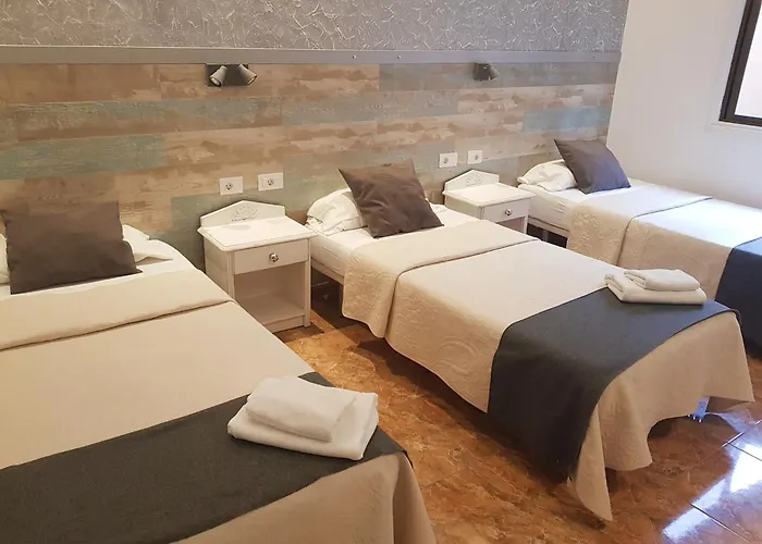 Santa Cruz de Tenerife Pet Friendly Lodging and Hotels near Museum of Nature and Man