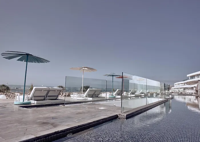 Costa Adeje (Tenerife) hotels near Magma Art and Congress Centre