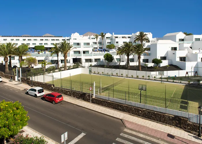 Puerto del Carmen (Lanzarote) Luxury Resorts