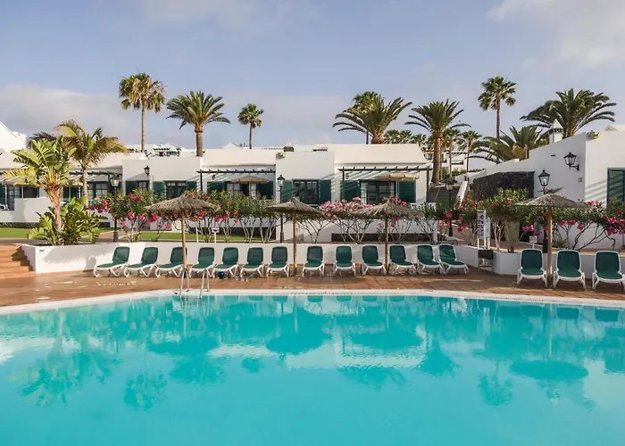 Puerto del Carmen (Lanzarote) Dog Friendly Lodging and Hotels