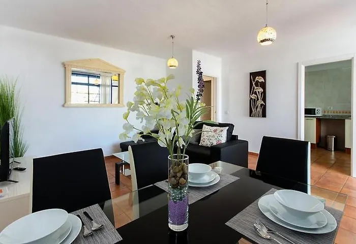 Pet friendly Casa Nancy Apartment Puerto Calero