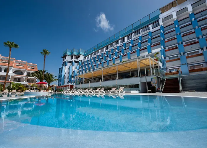 Los Cristianos (Tenerife) hotels near The Patch