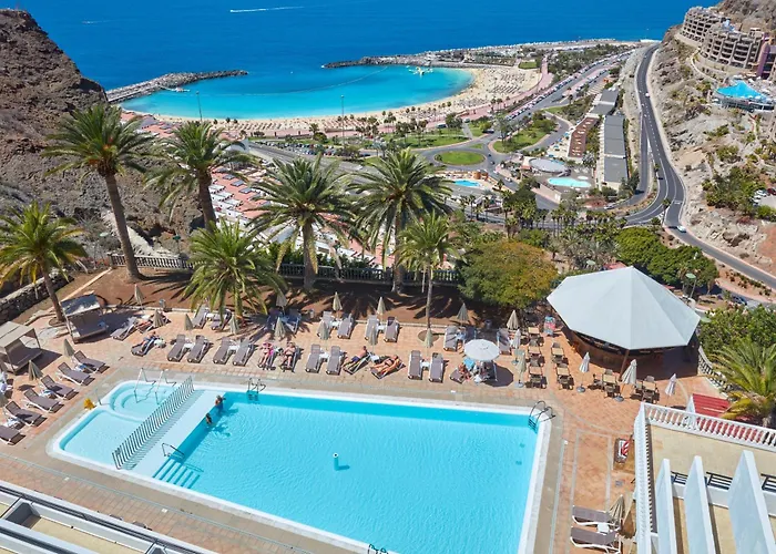 Puerto Rico (Gran Canaria) Hotels With Jacuzzi in Room near Playa de Amadores