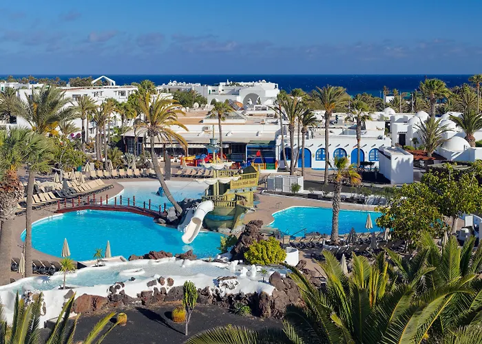 Costa Teguise hotels near Apartamentos BLUESEA Costa Teguise Beach