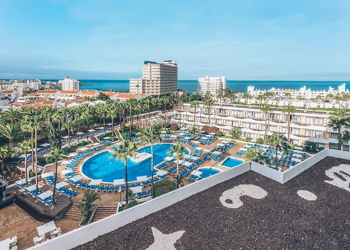 Costa Adeje (Tenerife) hotels near Gran Sur Shopping Centre