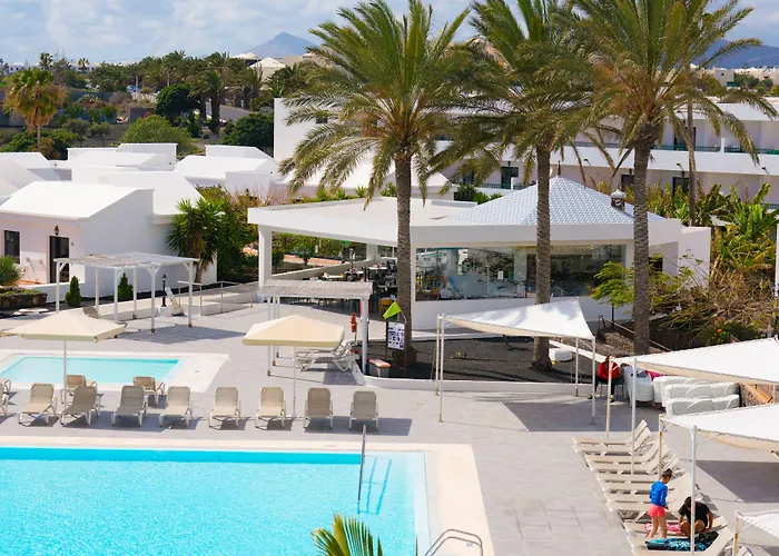 Costa Teguise Vacation Rentals with pool