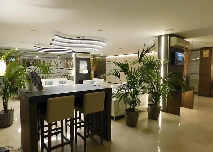Santa Cruz de Tenerife hotels near TEA Tenerife Espacio de las Artes