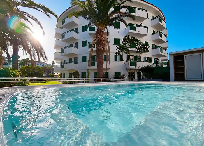 Playa del Ingles (Gran Canaria) hotels near Playa de El Cochino