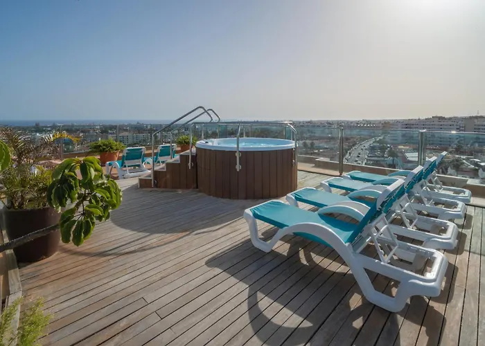 Playa del Ingles (Gran Canaria) Cheap Hotels near Castello di Ibiza