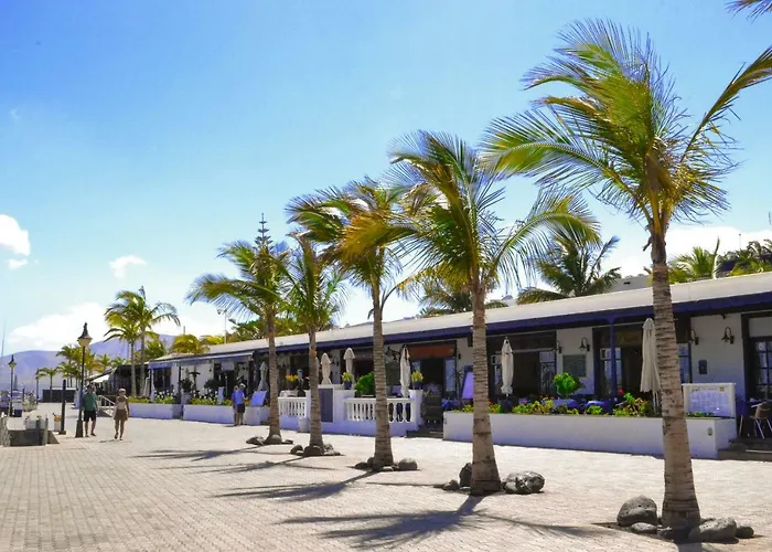 Cozy Boat To Unwind By The Ocean Hotel Puerto Calero