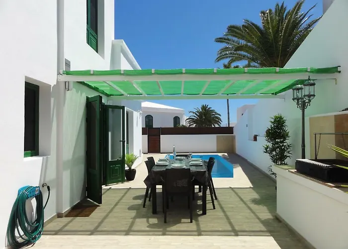Puerto del Carmen (Lanzarote) Luxury Villas