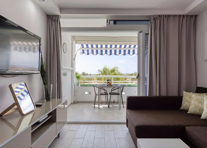 4 Minutes Walk From Yumbo Apartment Maspalomas 